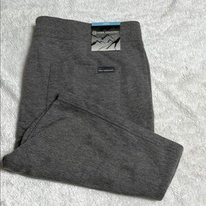 Free Country Gray Flat Front Shorts with Streamlined Design